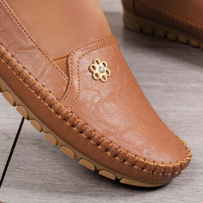 Women's Orthopedic Leather Shoes – Lightweight, Breathable, Anti-Slip