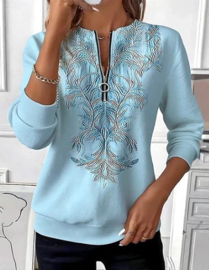 Women's printed pullover sweatshirt, suitable for everyday wear.