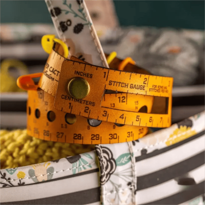 🧶The Crafters' Multi-Wrap | 7-in-1 Leather Measuring Tool