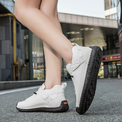 The Best Walking Shoes For Women To Wear All Day