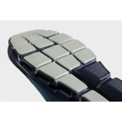 stratus White AlmOthtnd