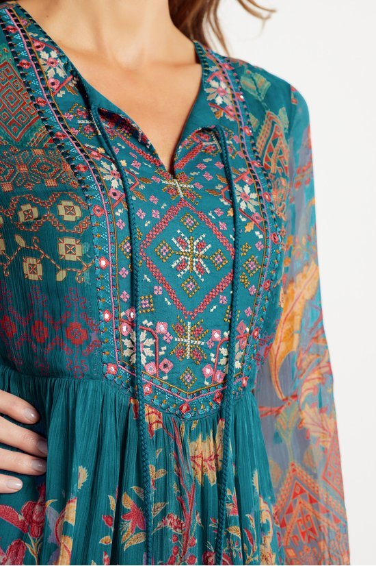 Mirapani Dress