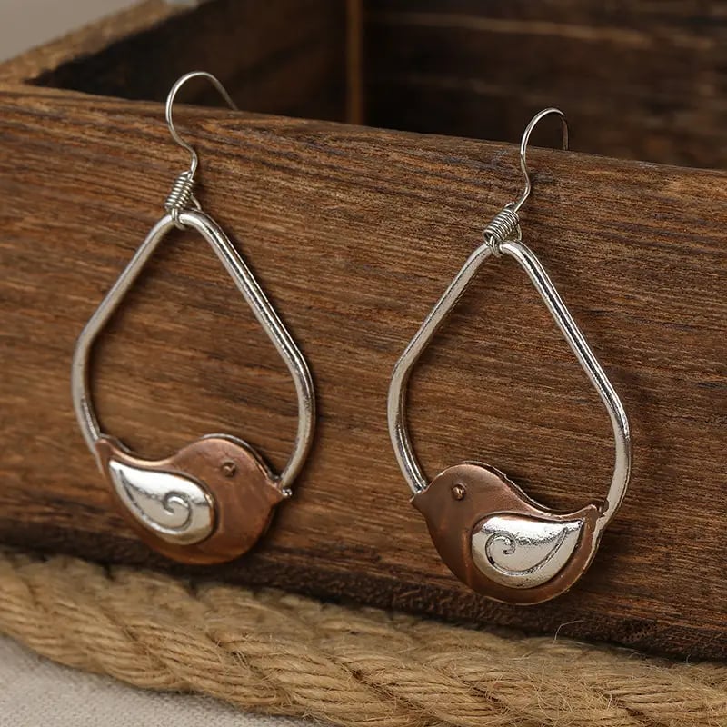 🐦Vintage Bird Drop Earrings
