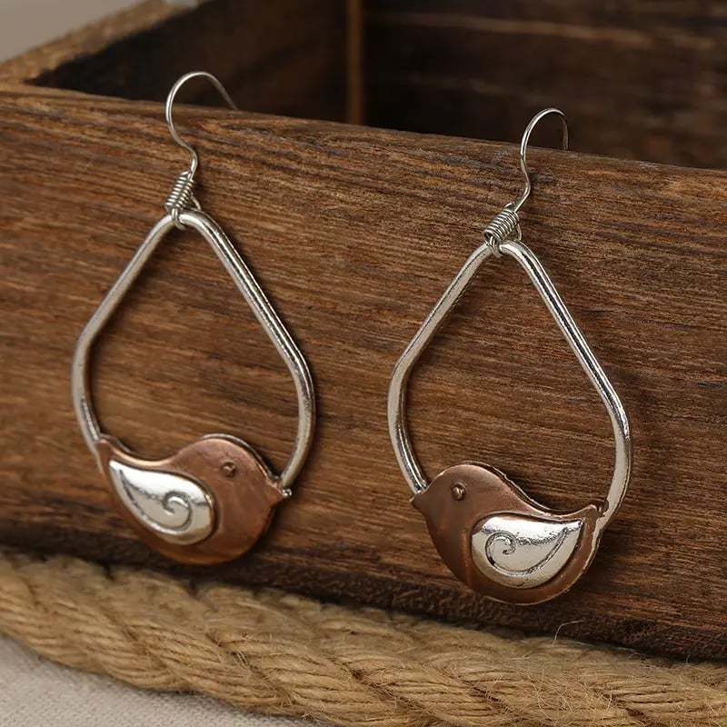🐦Vintage Bird Drop Earrings