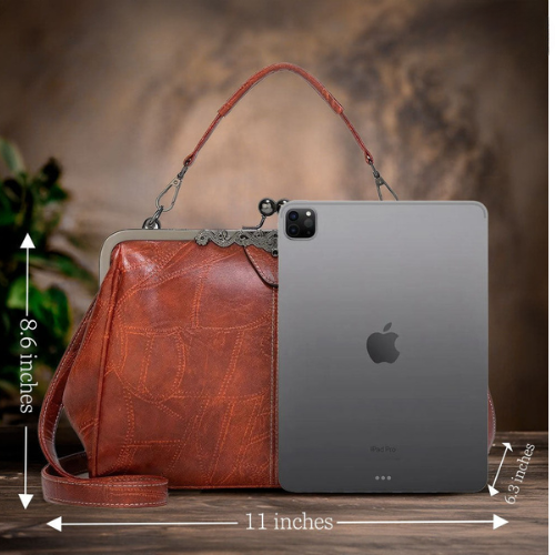 Johanna's Classic Charm | Vintage Bag