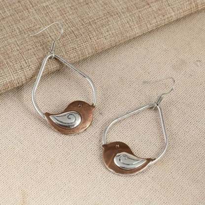 🐦Vintage Bird Drop Earrings