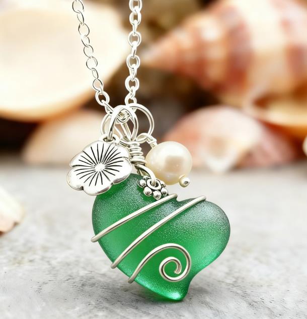 💖Handcrafted Heart Sea Glass Necklace – 💎Sterling Silver Flower Charm  Freshwater Pearl🌈