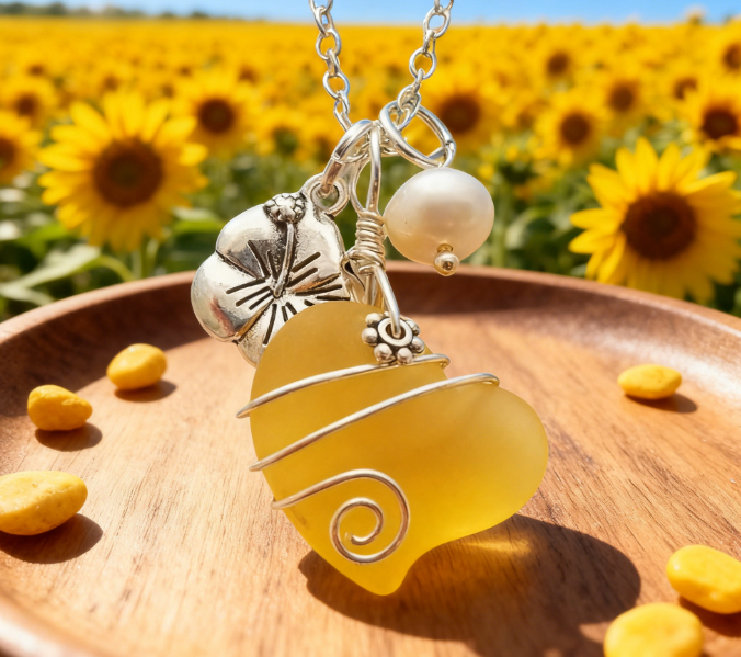 💖Handcrafted Heart Sea Glass Necklace – 💎Sterling Silver Flower Charm  Freshwater Pearl🌈