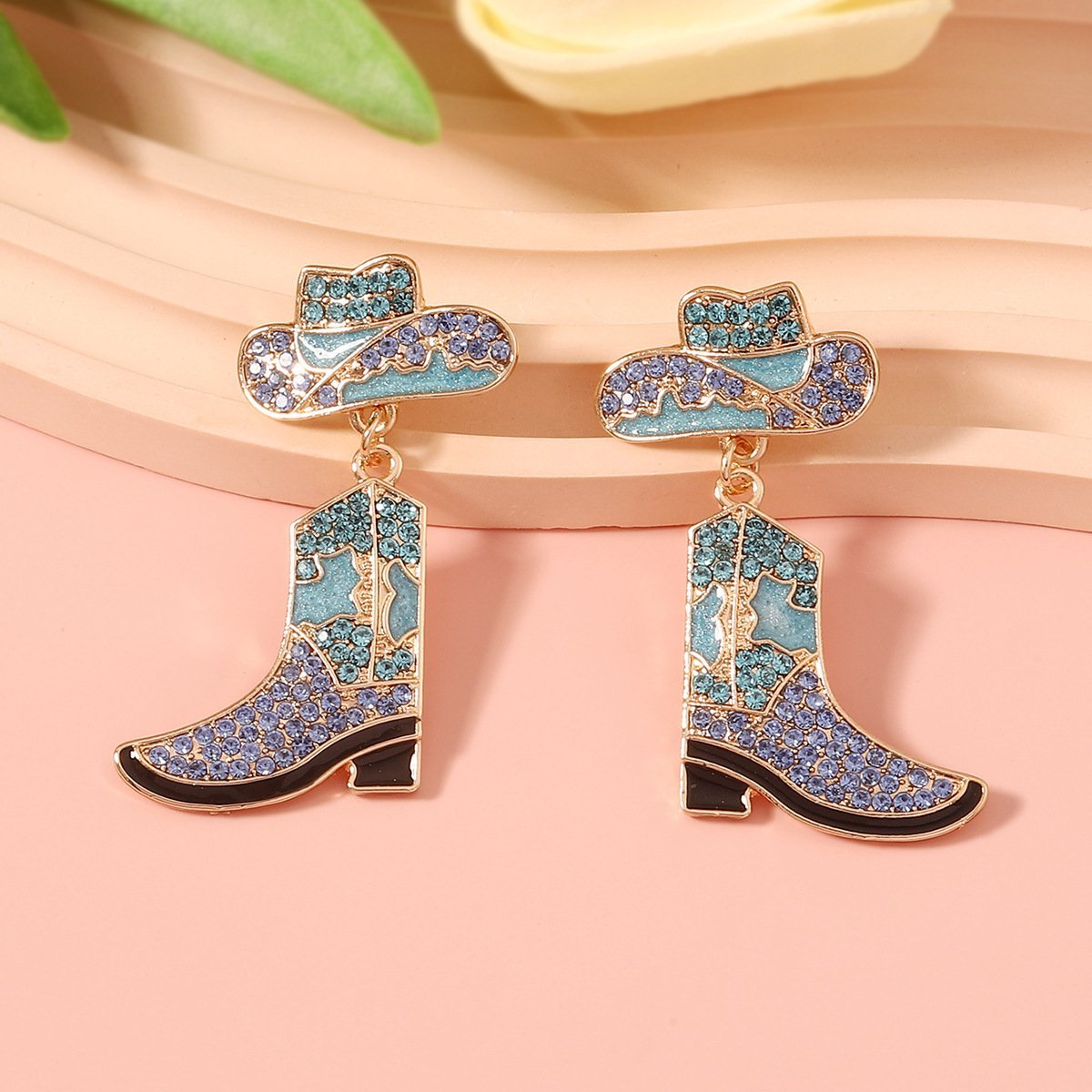 🤠 Fashion Retro Western Cowboy Boots and Hat Shaped Earrings👢