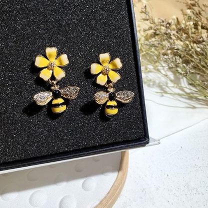 Elegant Enamel Flower Bee Earrings