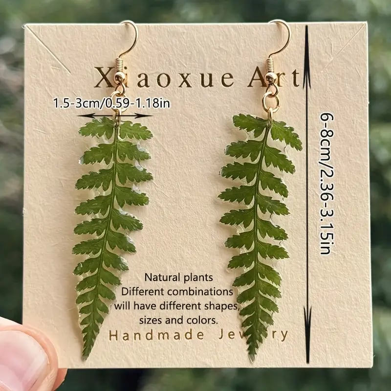 🌿- Green Leaf Earrings