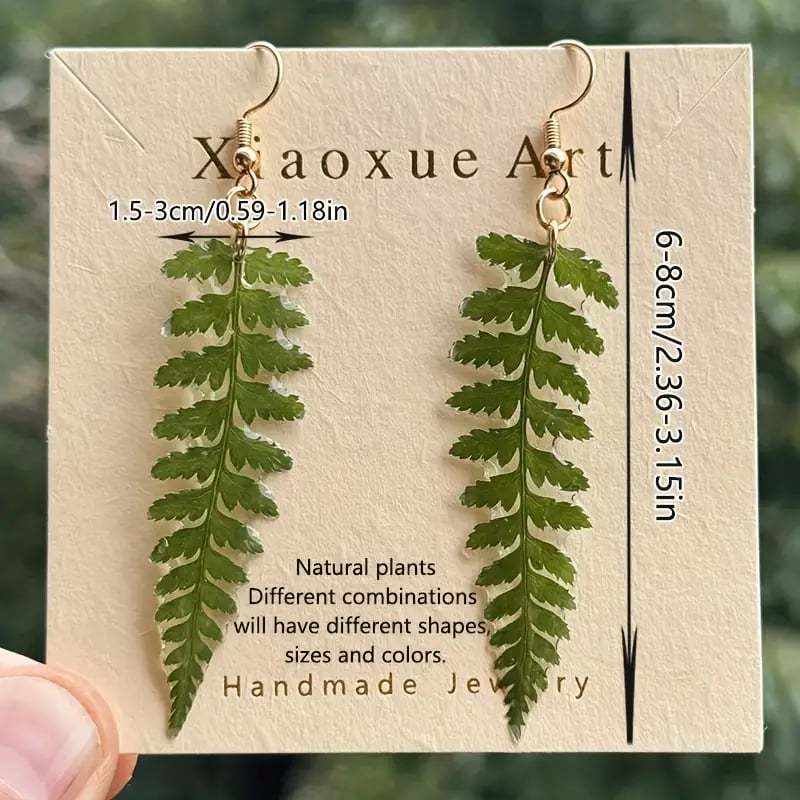 🌿- Green Leaf Earrings