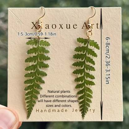 🌿- Green Leaf Earrings