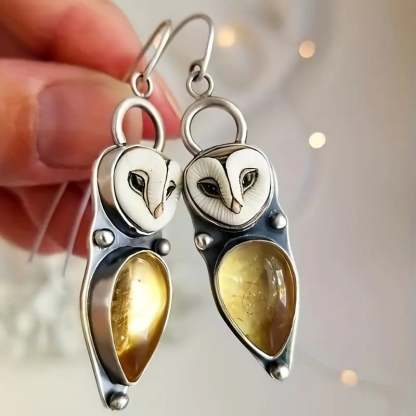🦉Vintage Owl-Shaped Earrings with Synthetic Gemstone🌟