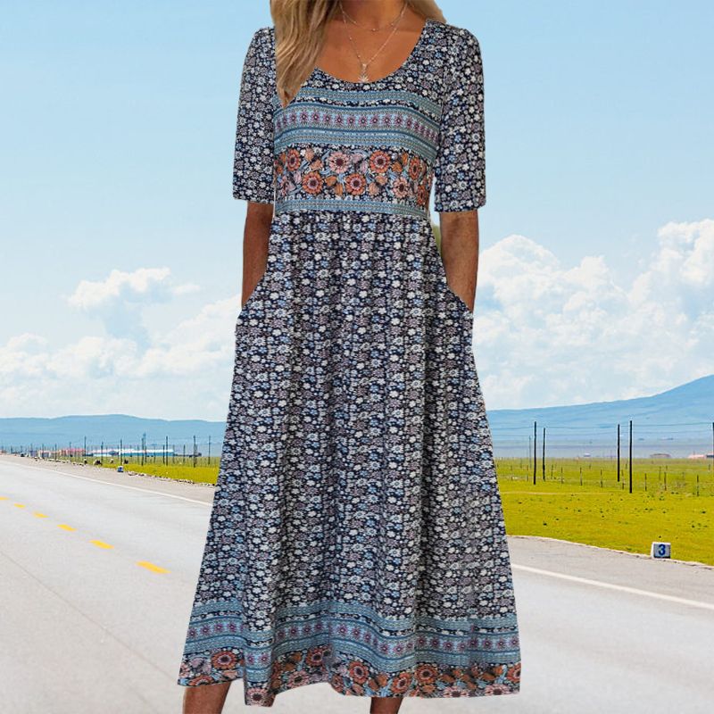 🌸 Women's elegant dress with a boho print