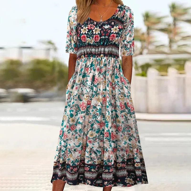 🌸 Women's elegant dress with a boho print
