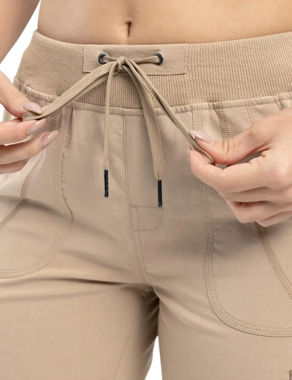 Women’s Loose Fit Lightweight Capri Cargo Pants – Casual 3/4 Trousers with 6 Pockets