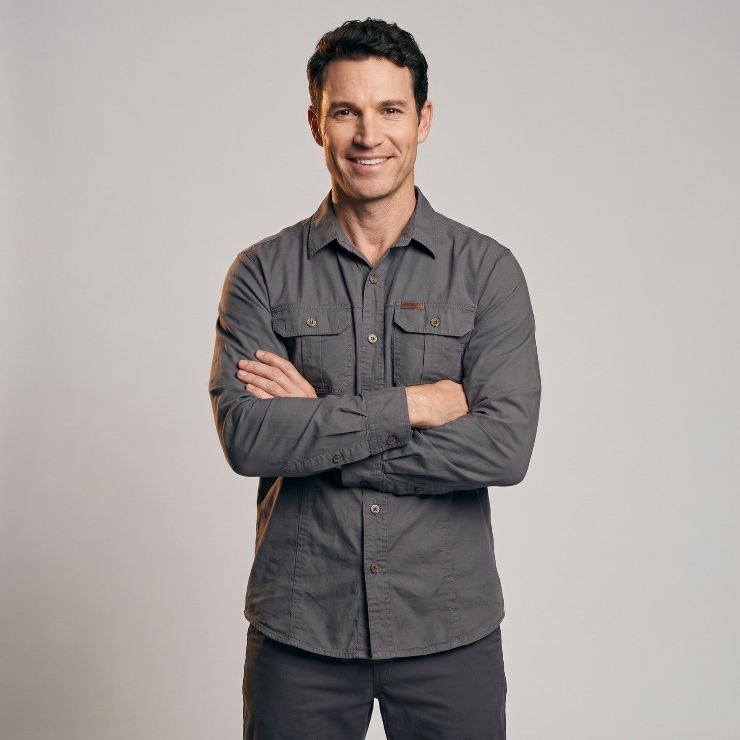 Men's Lightweight Long-Sleeve Outdoor Shirt – Durable Cotton Design