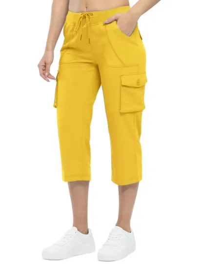 Women’s Loose Fit Lightweight Capri Cargo Pants – Casual 3/4 Trousers with 6 Pockets