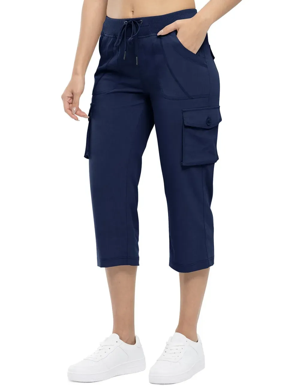Women’s Loose Fit Lightweight Capri Cargo Pants – Casual 3/4 Trousers with 6 Pockets