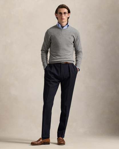 Wool sweater with round neck