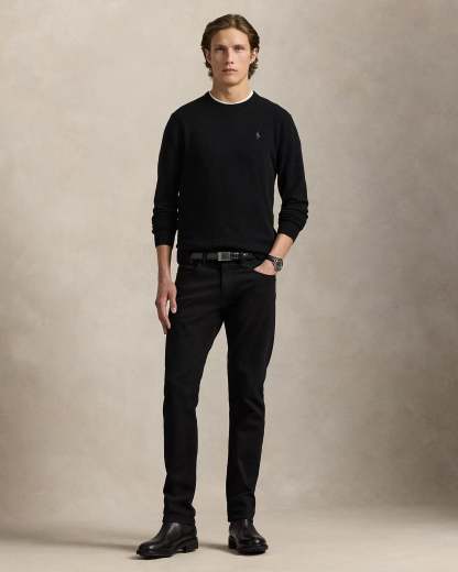 Wool sweater with round neck