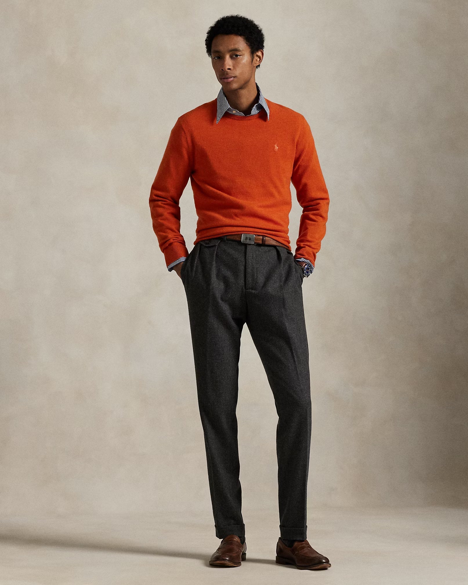 Wool sweater with round neck