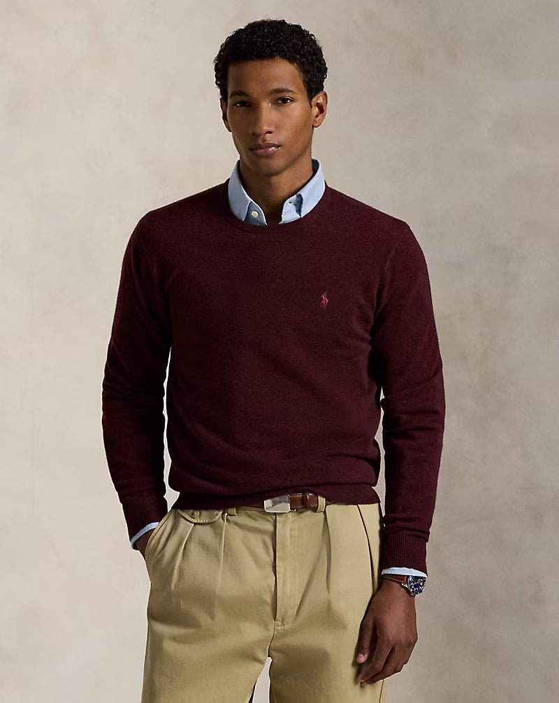 Wool sweater with round neck