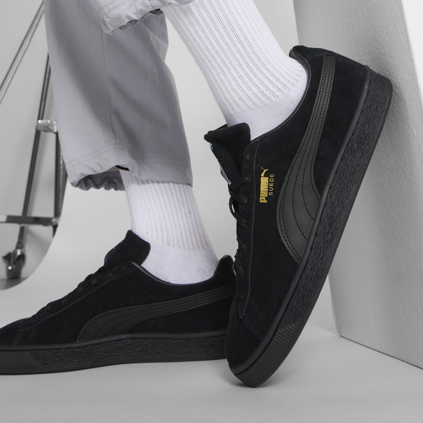 Suede Classic Sneakers