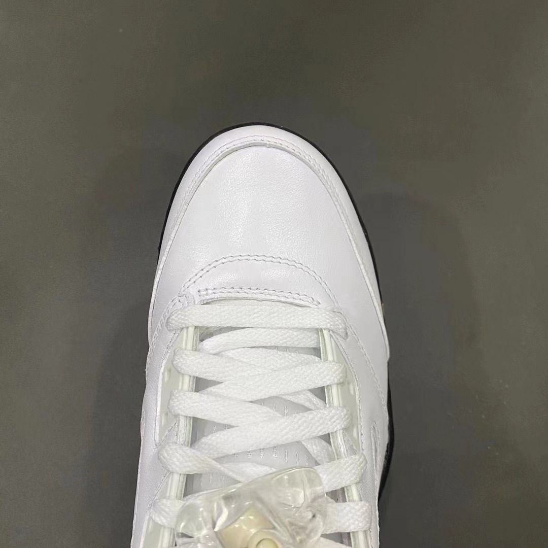 Aithtr Jordthtan 5 Retro White and Black Replica