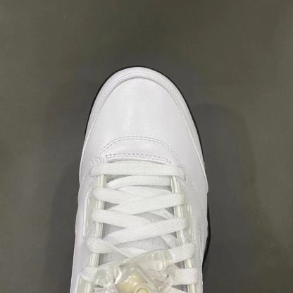 Aithtr Jordthtan 5 Retro White and Black Replica