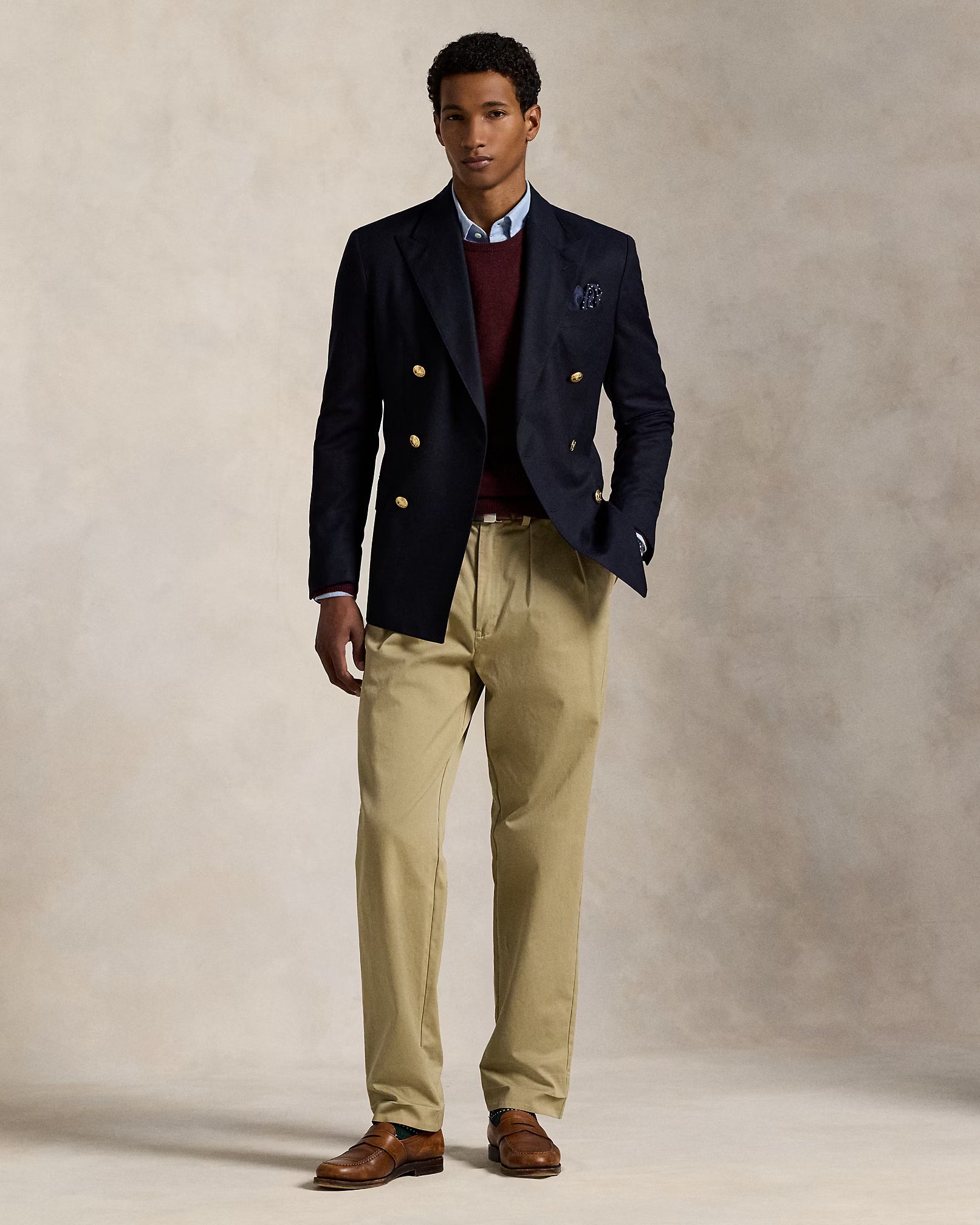 Wool sweater with round neck