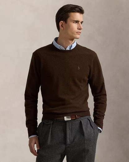 Wool sweater with round neck