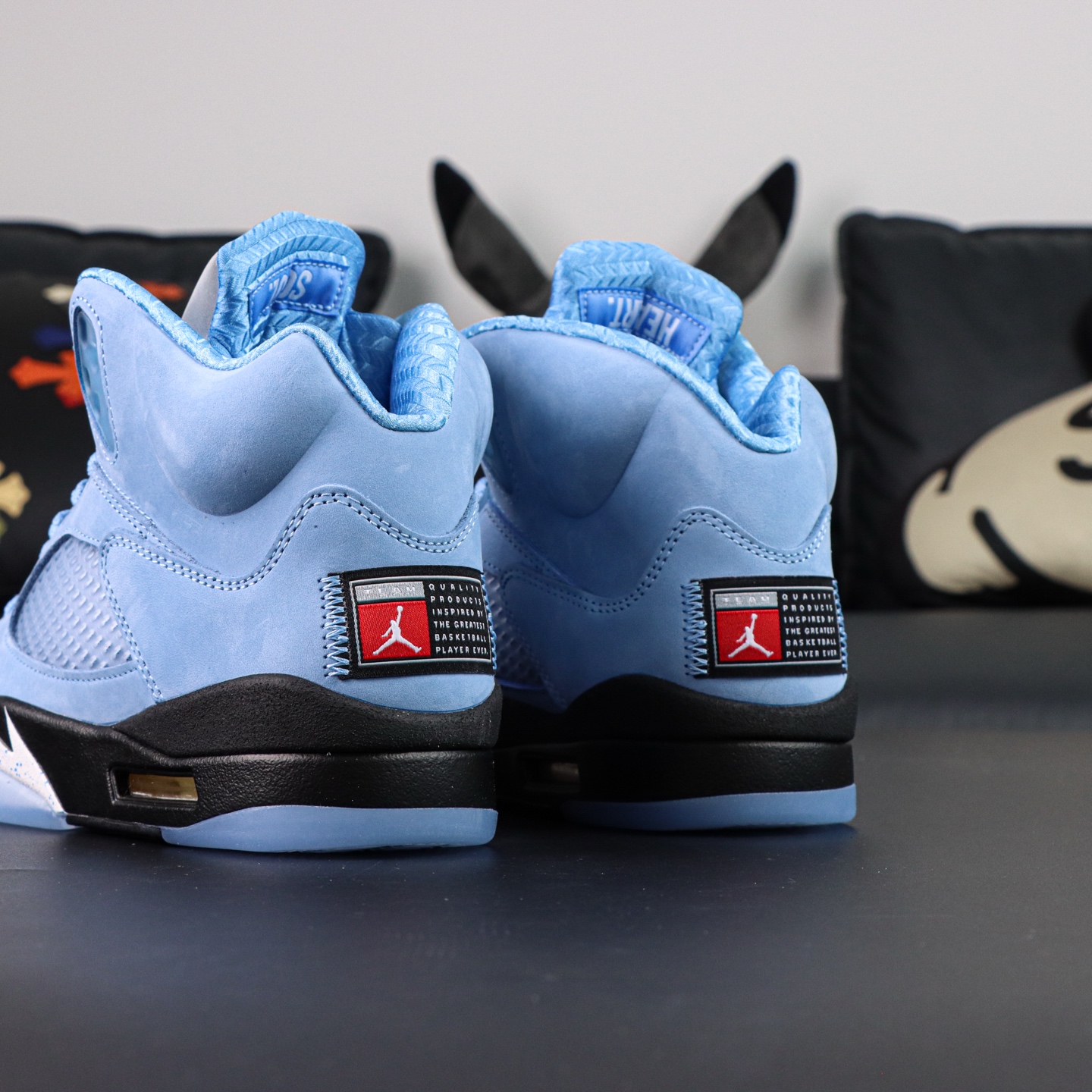 Aithtr Jordthtan 5 Retro UNC University Blue