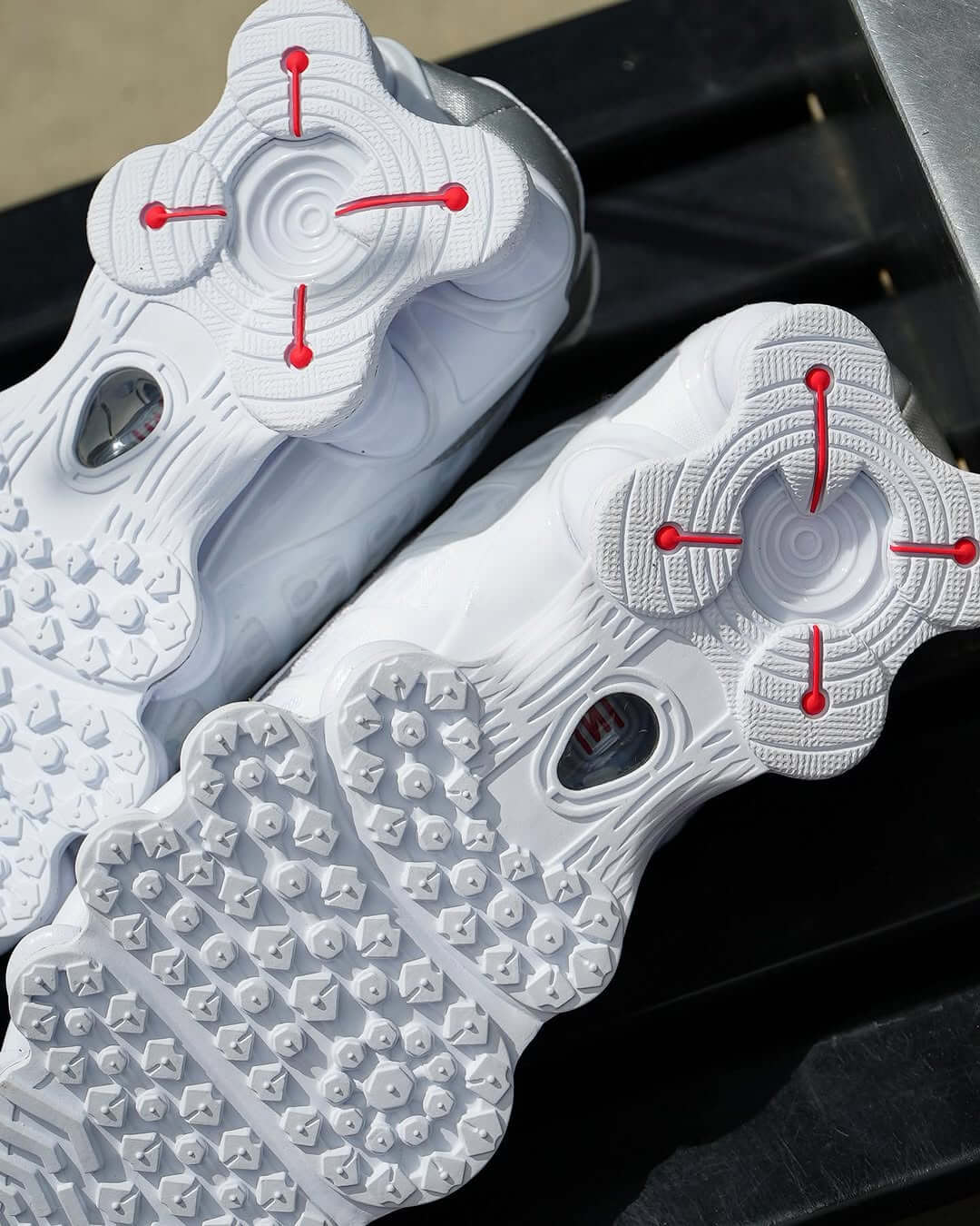 Nithtke Shox TL White Metallic Silver Max Orange