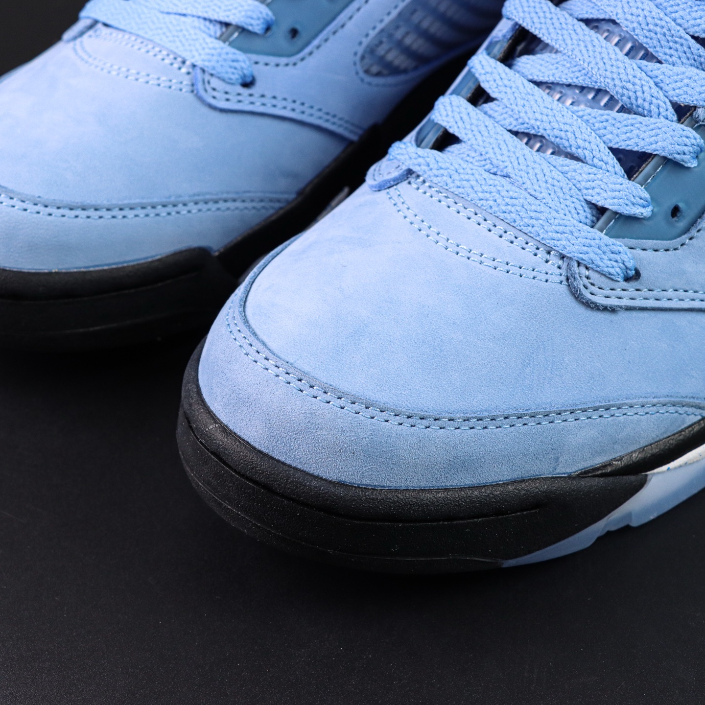 Aithtr Jordthtan 5 Retro UNC University Blue
