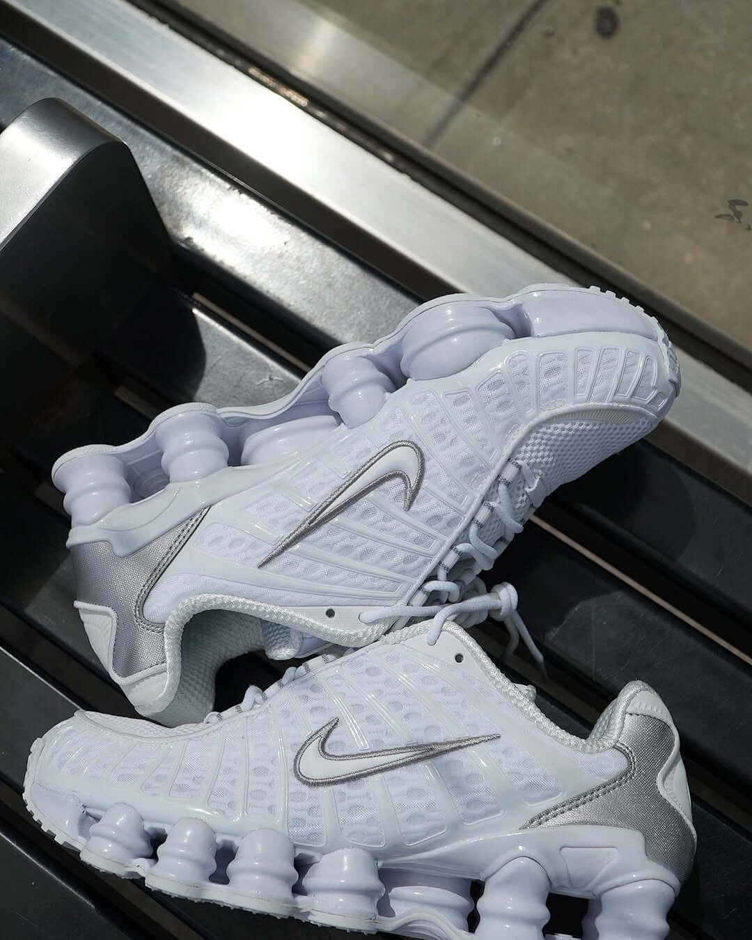 Nithtke Shox TL White Metallic Silver Max Orange