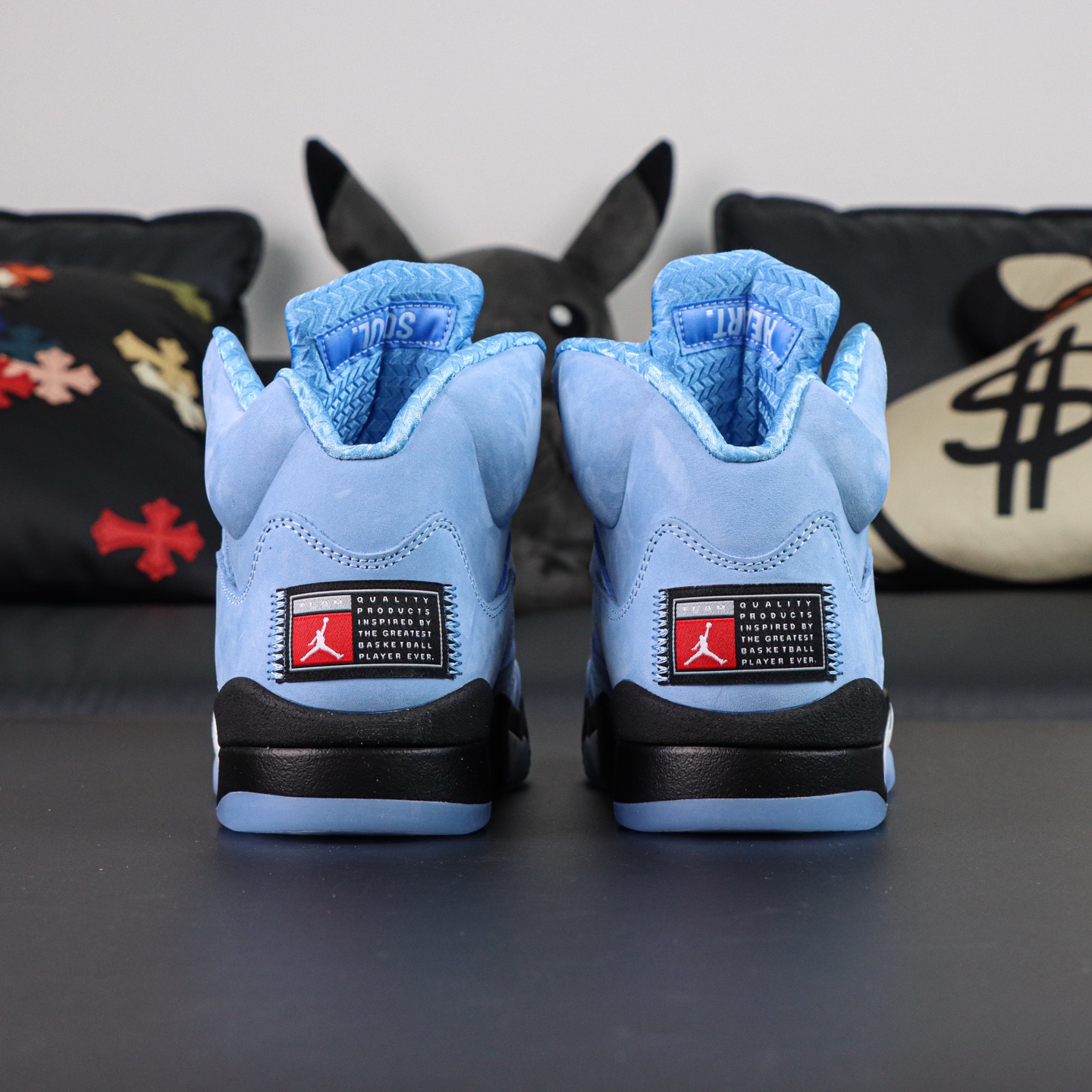 Aithtr Jordthtan 5 Retro UNC University Blue