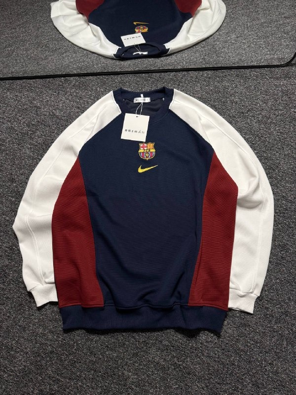 Barcelona Sweatshirt (Oversize)