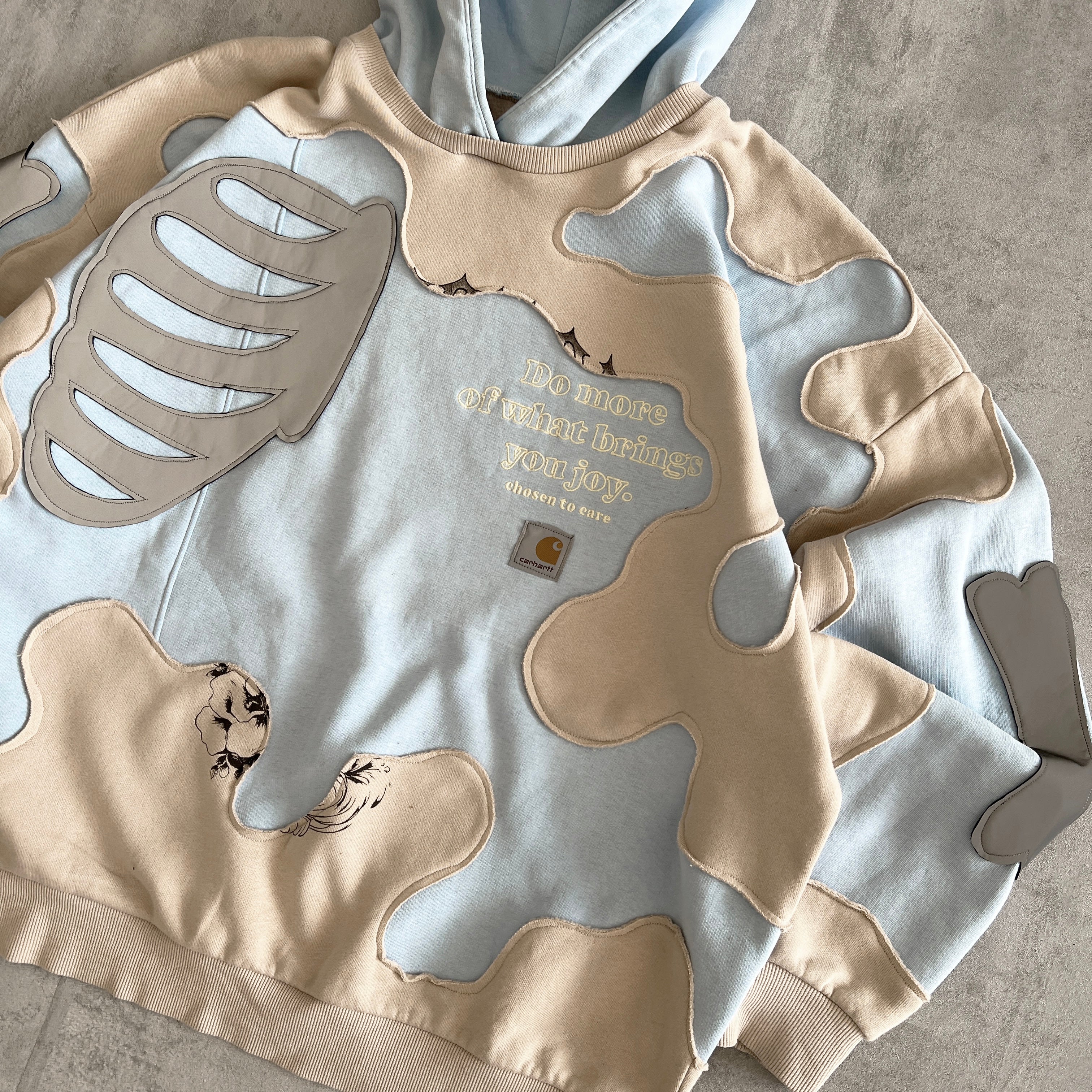 'DO MORE OF WHAT BRINGS YOU JOY' REFLECTIVE HOODIE (XL)