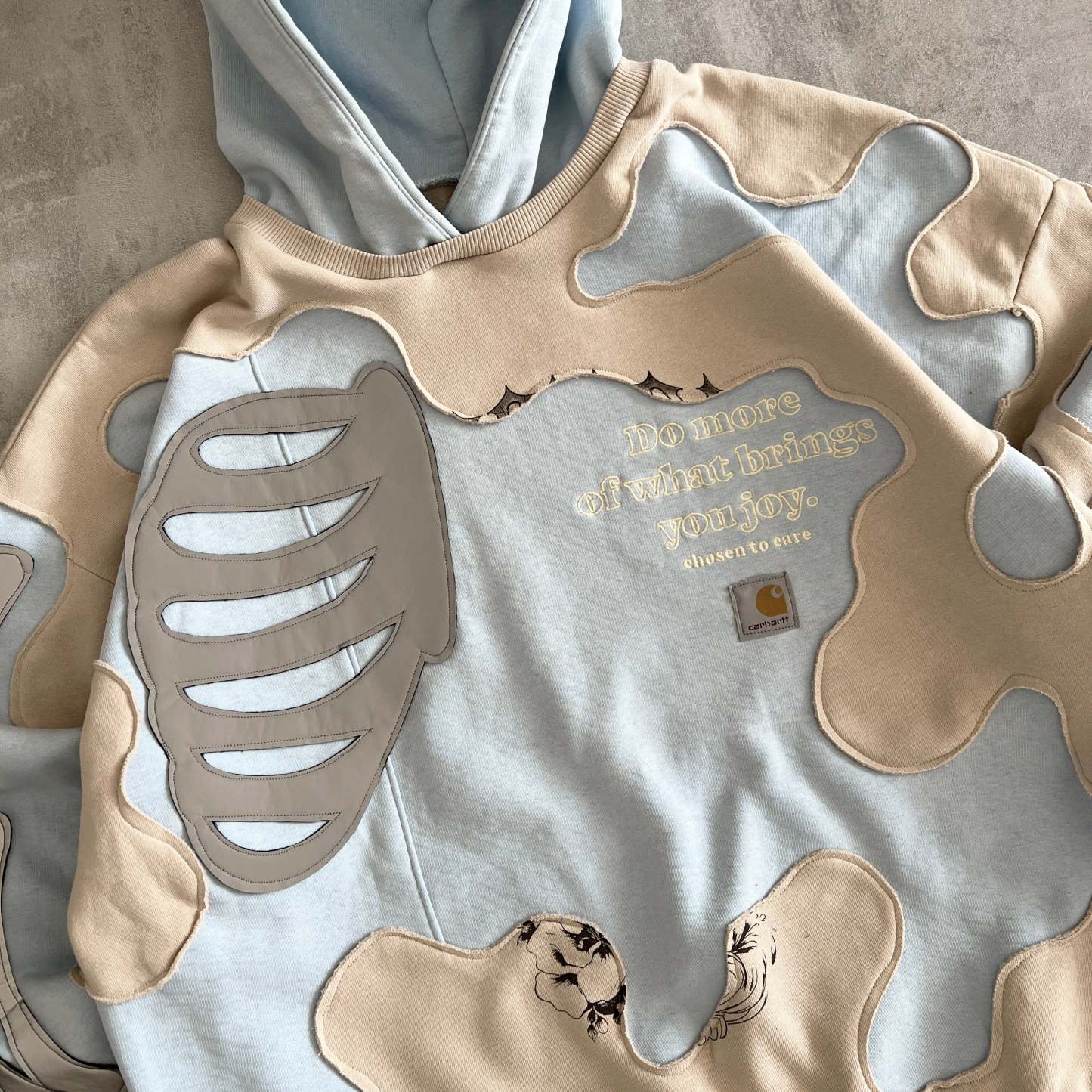 'DO MORE OF WHAT BRINGS YOU JOY' REFLECTIVE HOODIE (XL)