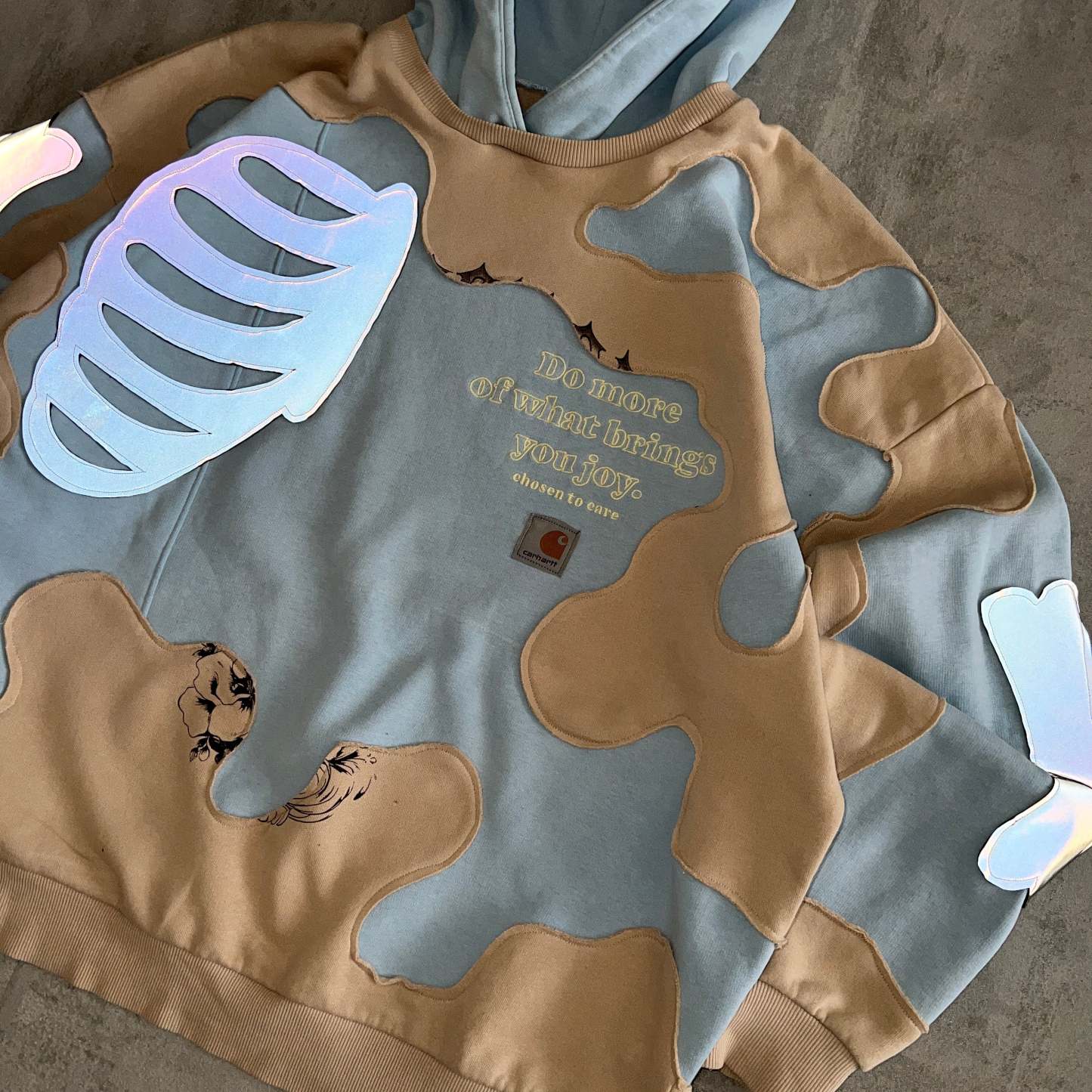 'DO MORE OF WHAT BRINGS YOU JOY' REFLECTIVE HOODIE (XL)