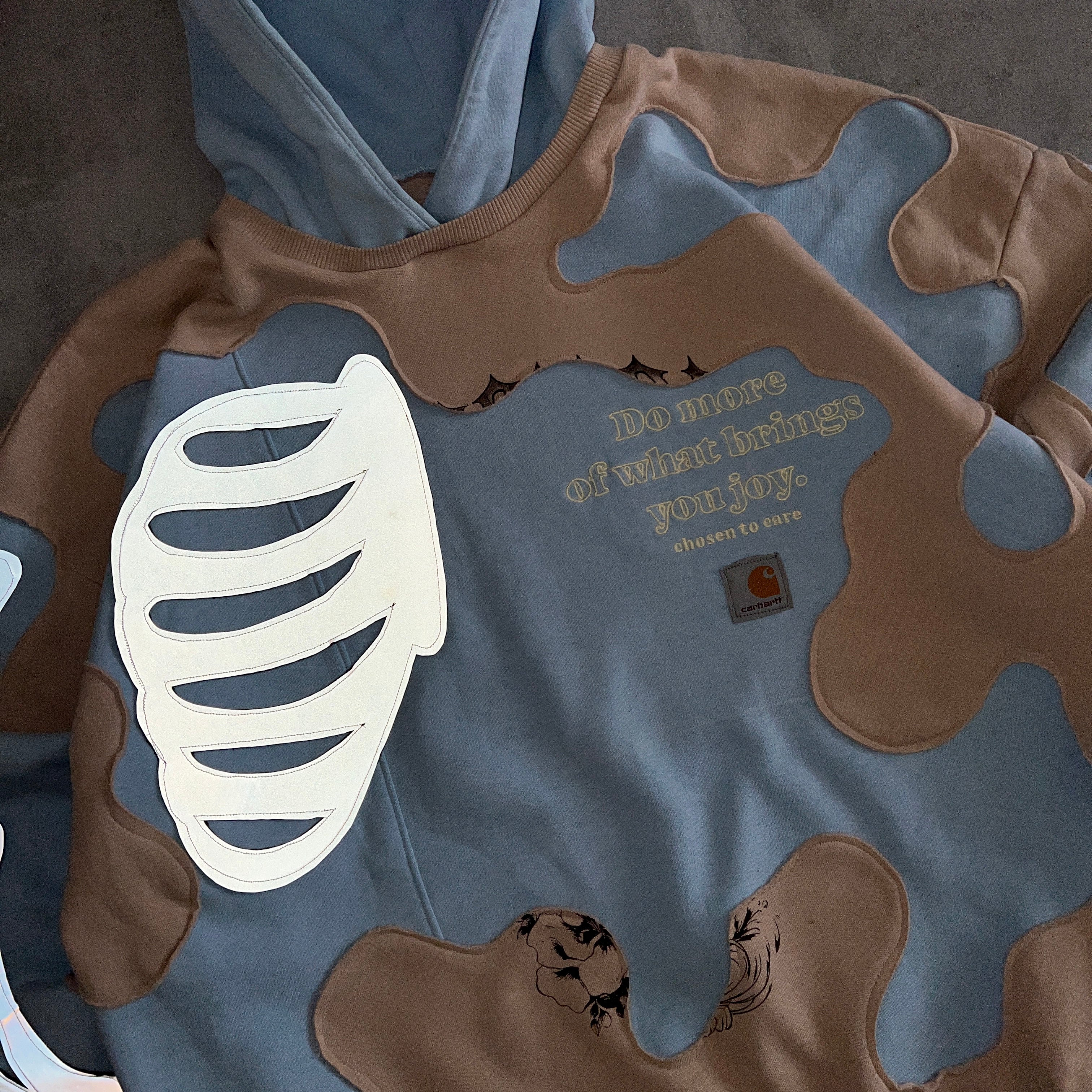 'DO MORE OF WHAT BRINGS YOU JOY' REFLECTIVE HOODIE (XL)