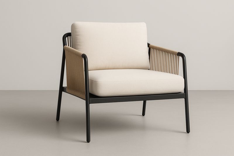 Poltrona in Metallo Nero con Corda Sintetica Beige e Cuscini in Tessuto Crema