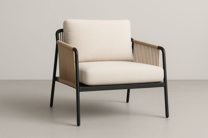 Poltrona in Metallo Nero con Corda Sintetica Beige e Cuscini in Tessuto Crema