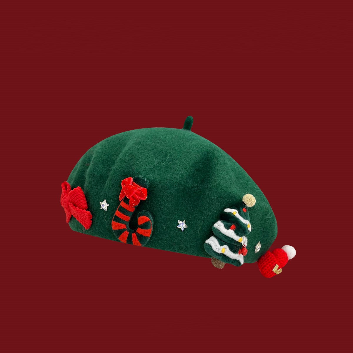 Christmas-themed patchwork red wool beret-thevervian