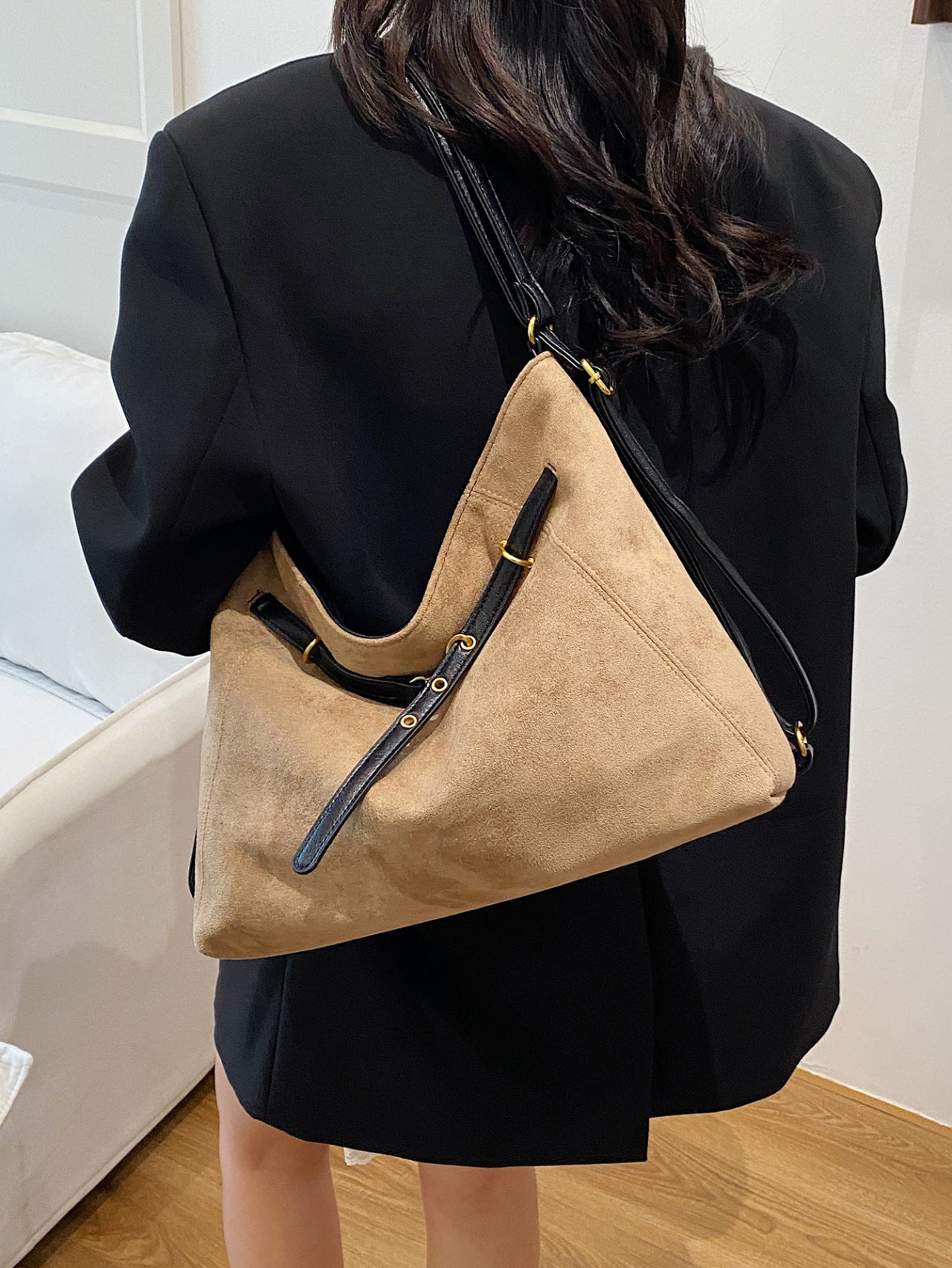 Vintage high-end suede multifunctional shoulder crossbody bag-thevervian