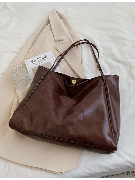 Large-capacity soft leather shoulder bucket bag-thevervian