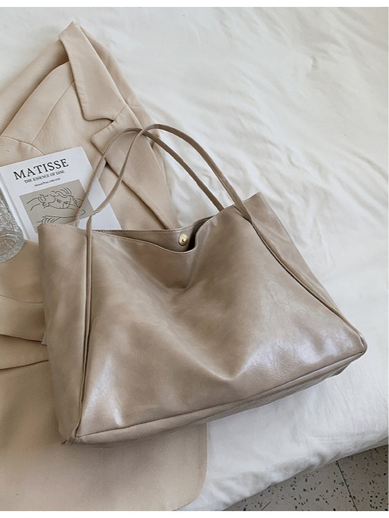 Large-capacity soft leather shoulder bucket bag-thevervian