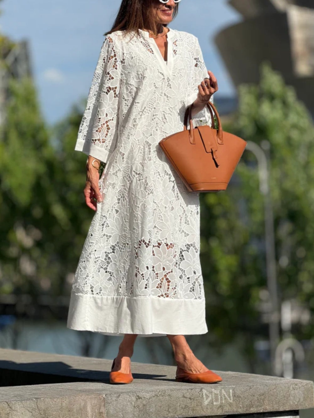V-neck lace white loose dress-thevervian